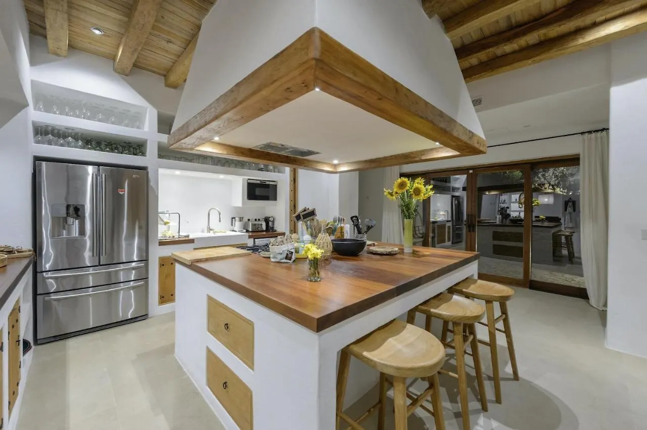 Wonderful Ibiza Villa Blakstad San Rafael 5 Bedrooms A Tranquil Location Not Far Away From San Rafael San Rafael Santa Gertrudis