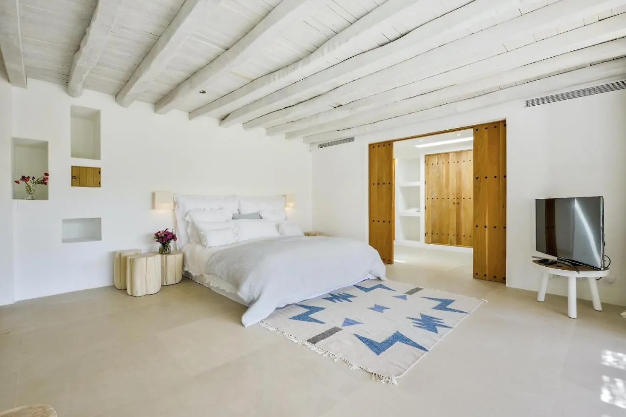 Wonderful Ibiza Villa Blakstad San Rafael 5 Bedrooms A Tranquil Location Not Far Away From San Rafael San Rafael Santa Gertrudis