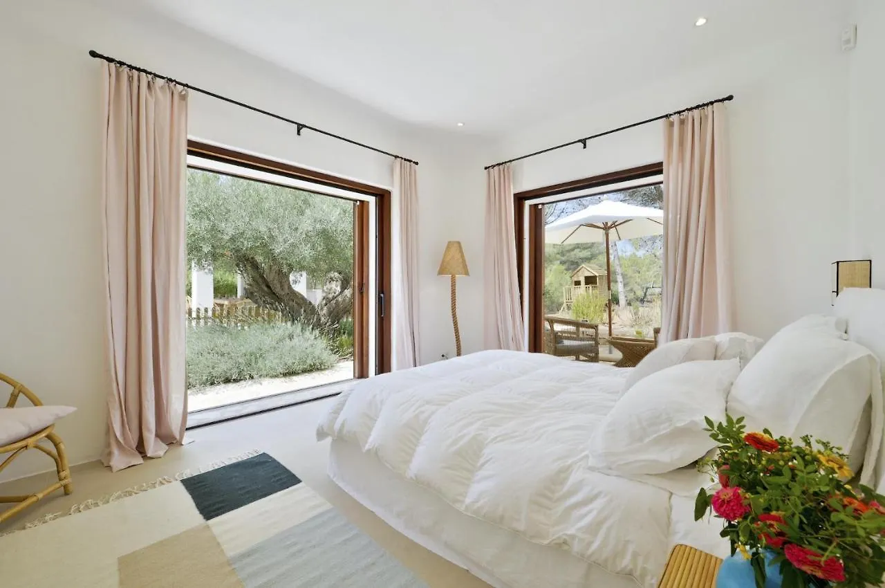 Wonderful Ibiza Villa Blakstad San Rafael 5 Bedrooms A Tranquil Location Not Far Away From San Rafael San Rafael Santa Gertrudis  0*, Santa Gertrudis (Ibiza)