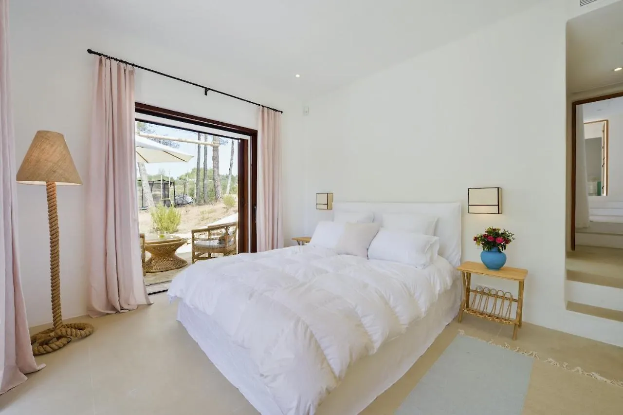 Wonderful Ibiza Villa Blakstad San Rafael 5 Bedrooms A Tranquil Location Not Far Away From San Rafael San Rafael Santa Gertrudis